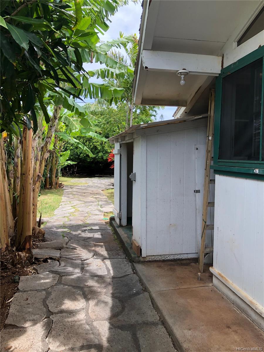 4709 Moa Street Honolulu, HI 96816