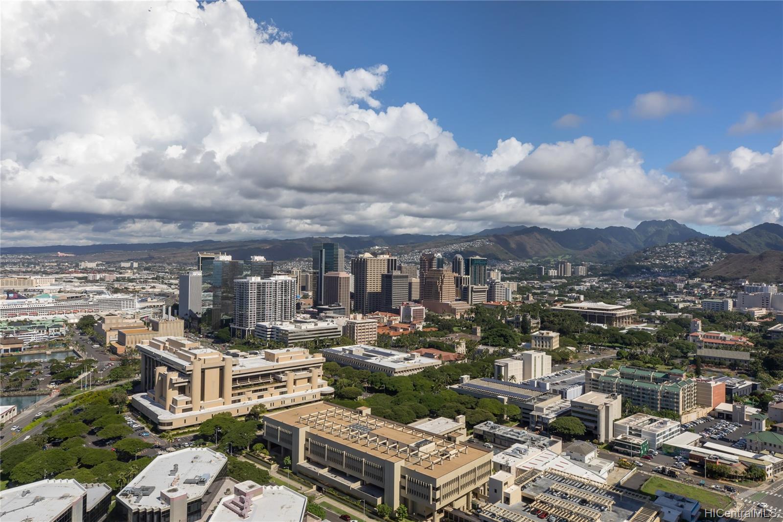 415 South Street #3904, Honolulu, HI 96813