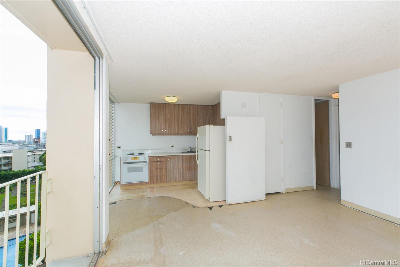 1702 Kewalo Street #601, Honolulu, HI 96822