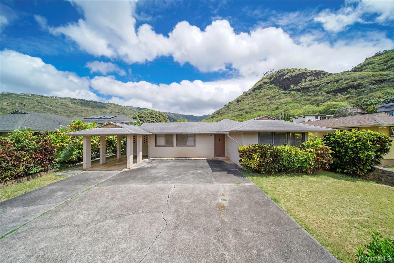 5322 Manauwea Street Honolulu, HI 96821