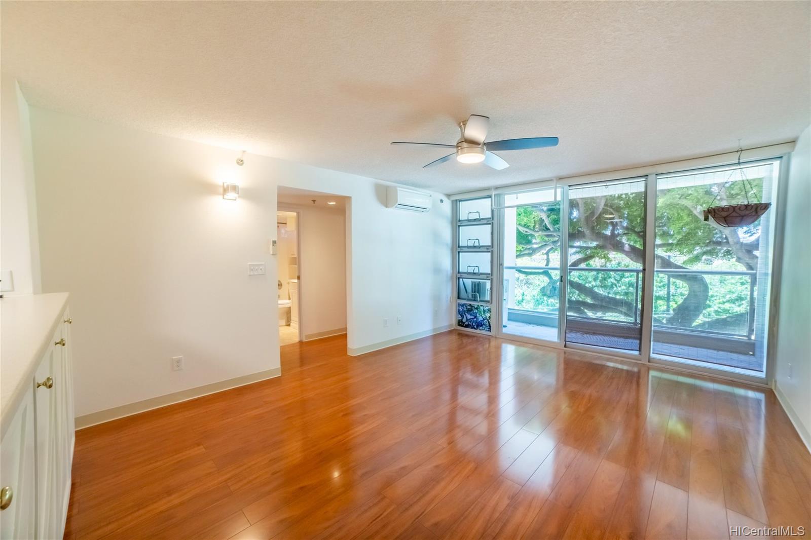 1450 Young Street #403, Honolulu, HI 96814