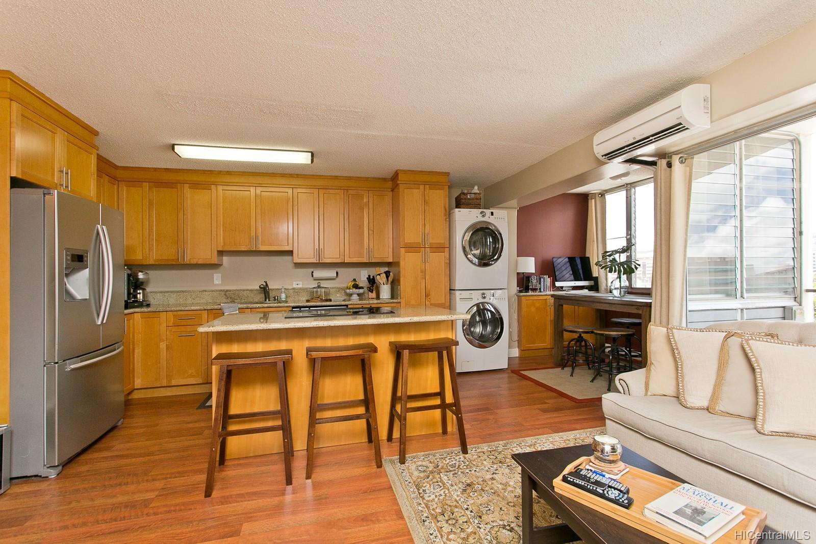 818 King Street #1001, Honolulu, HI 96813