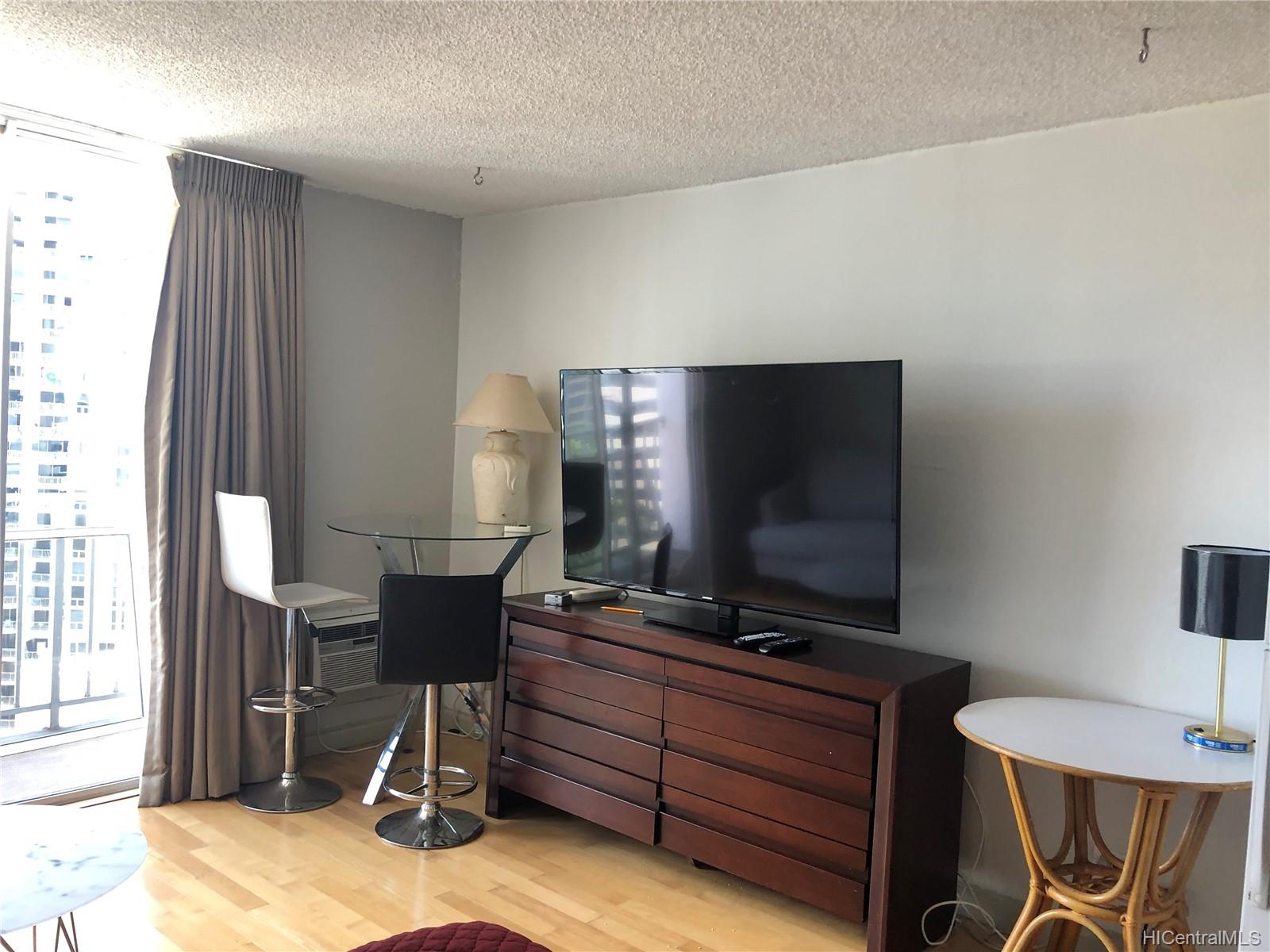 1920 Ala Moana Boulevard #1406, Honolulu, HI 96815