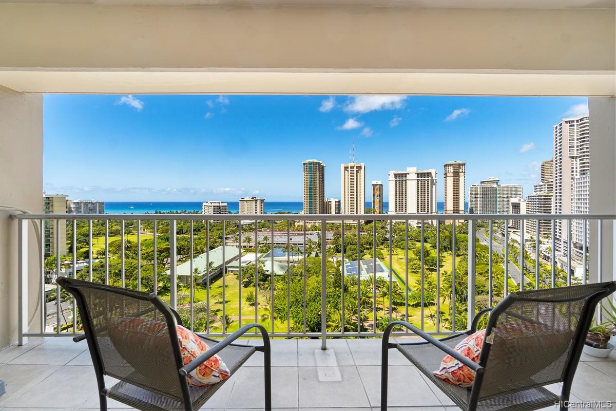 430 Keoniana Street #1306, Honolulu, HI 96815