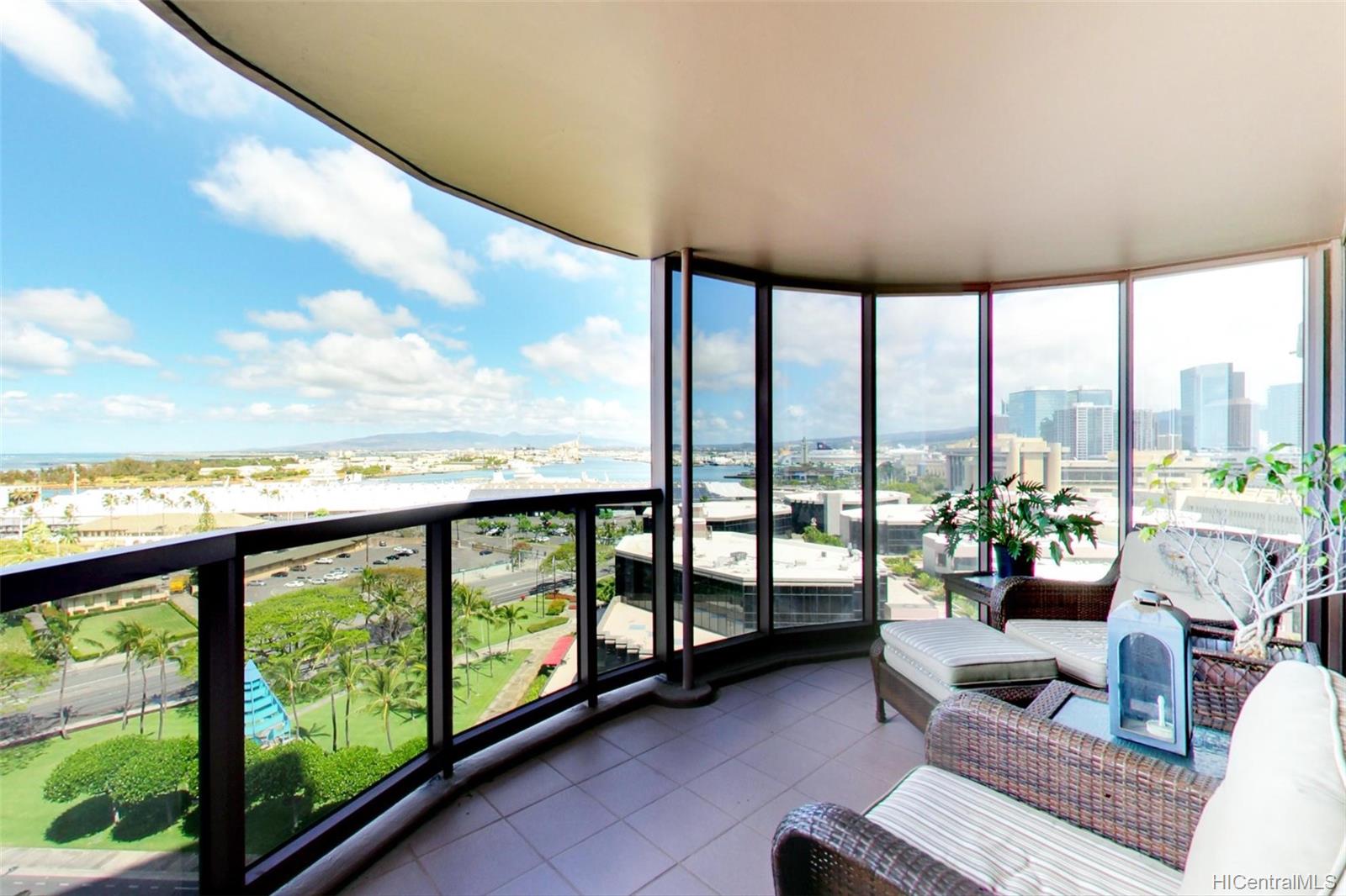 415 South Street #1403, Honolulu, HI 96813