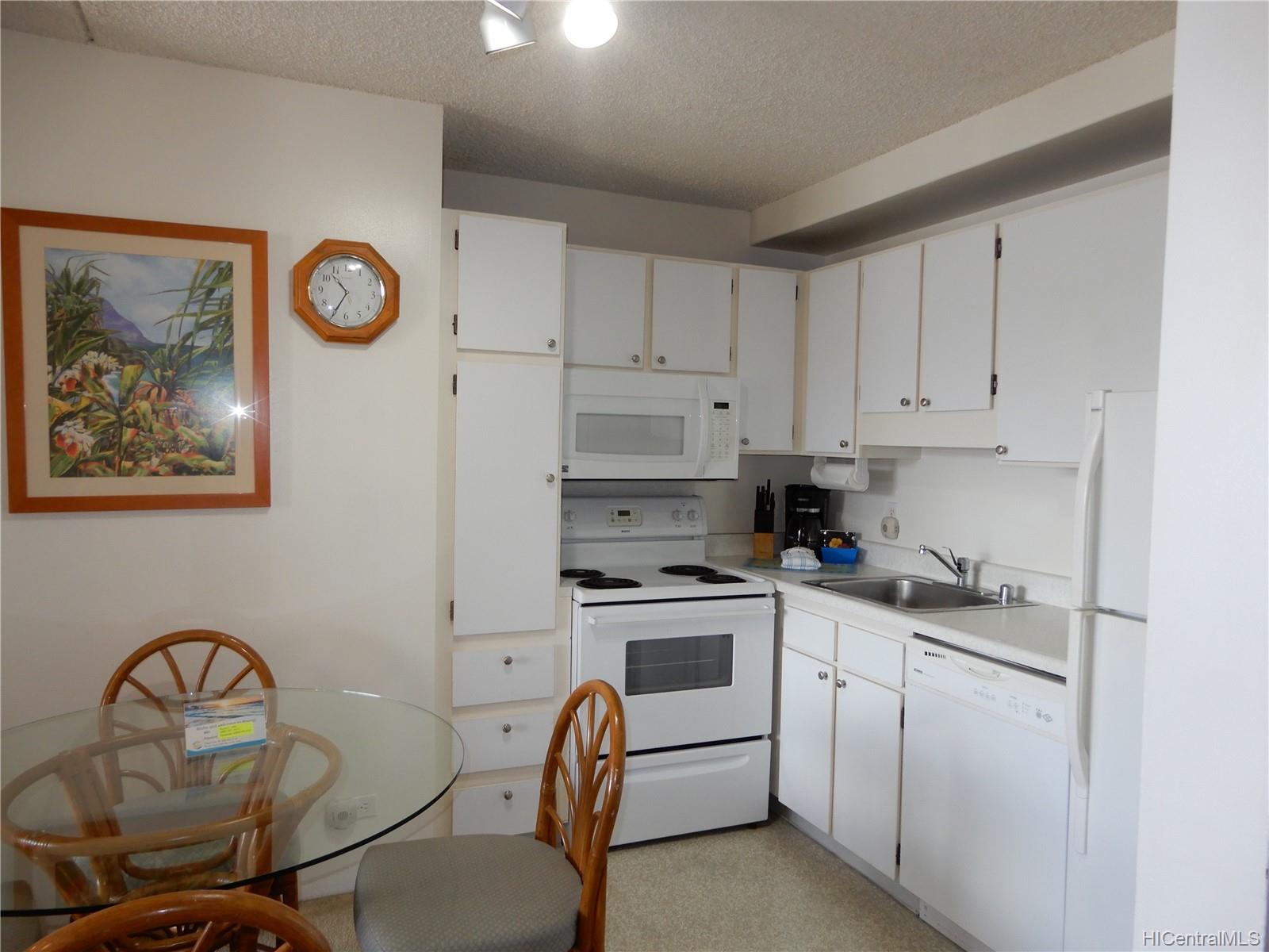 2240 Kuhio Avenue #1804, Honolulu, HI 96815