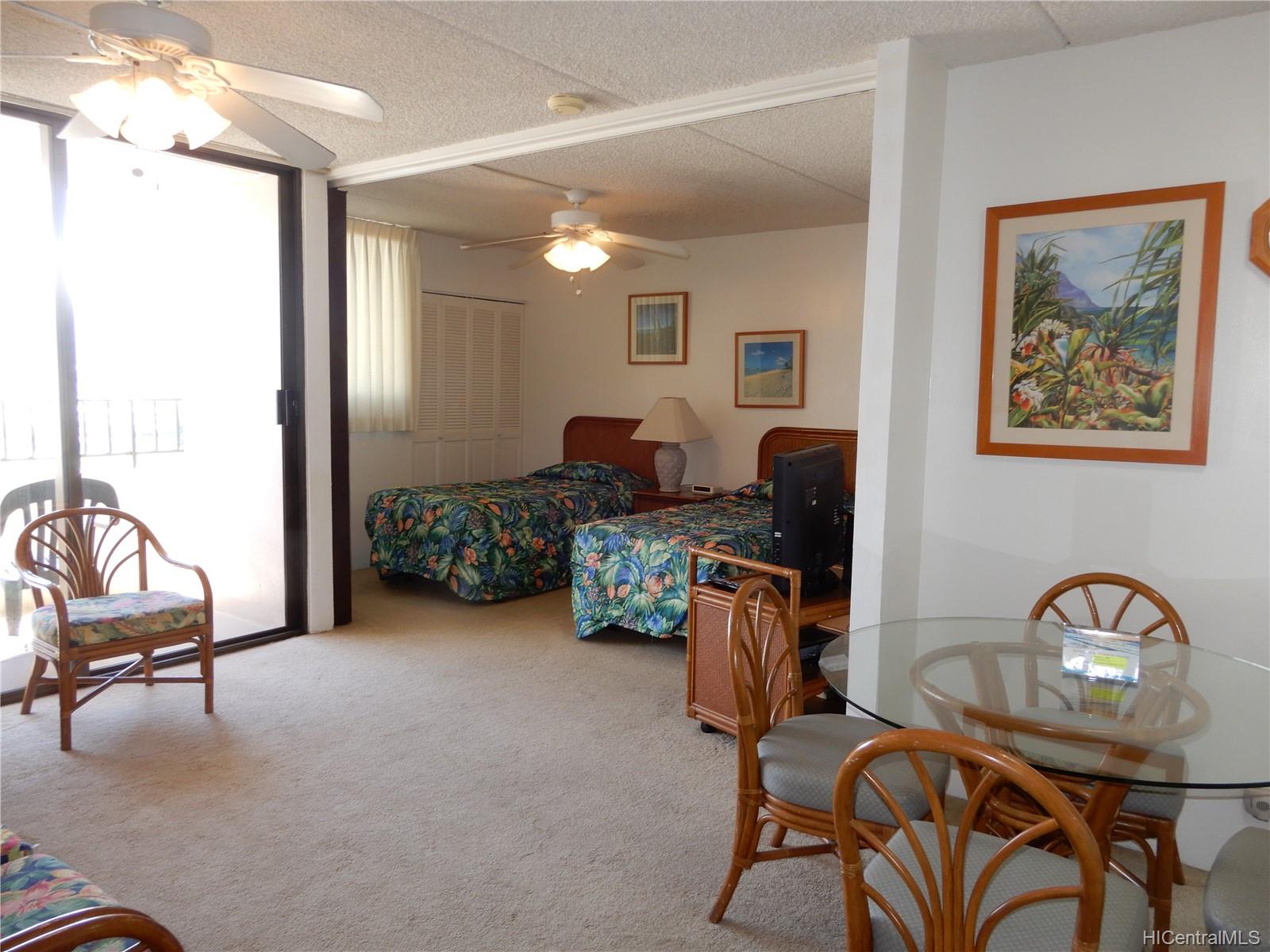 2240 Kuhio Avenue #1804, Honolulu, HI 96815