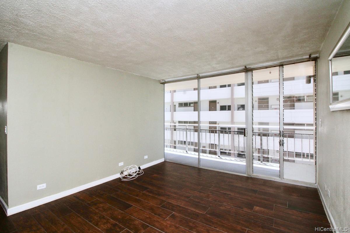 2415 Ala Wai Boulevard #1406, Honolulu, HI 96815