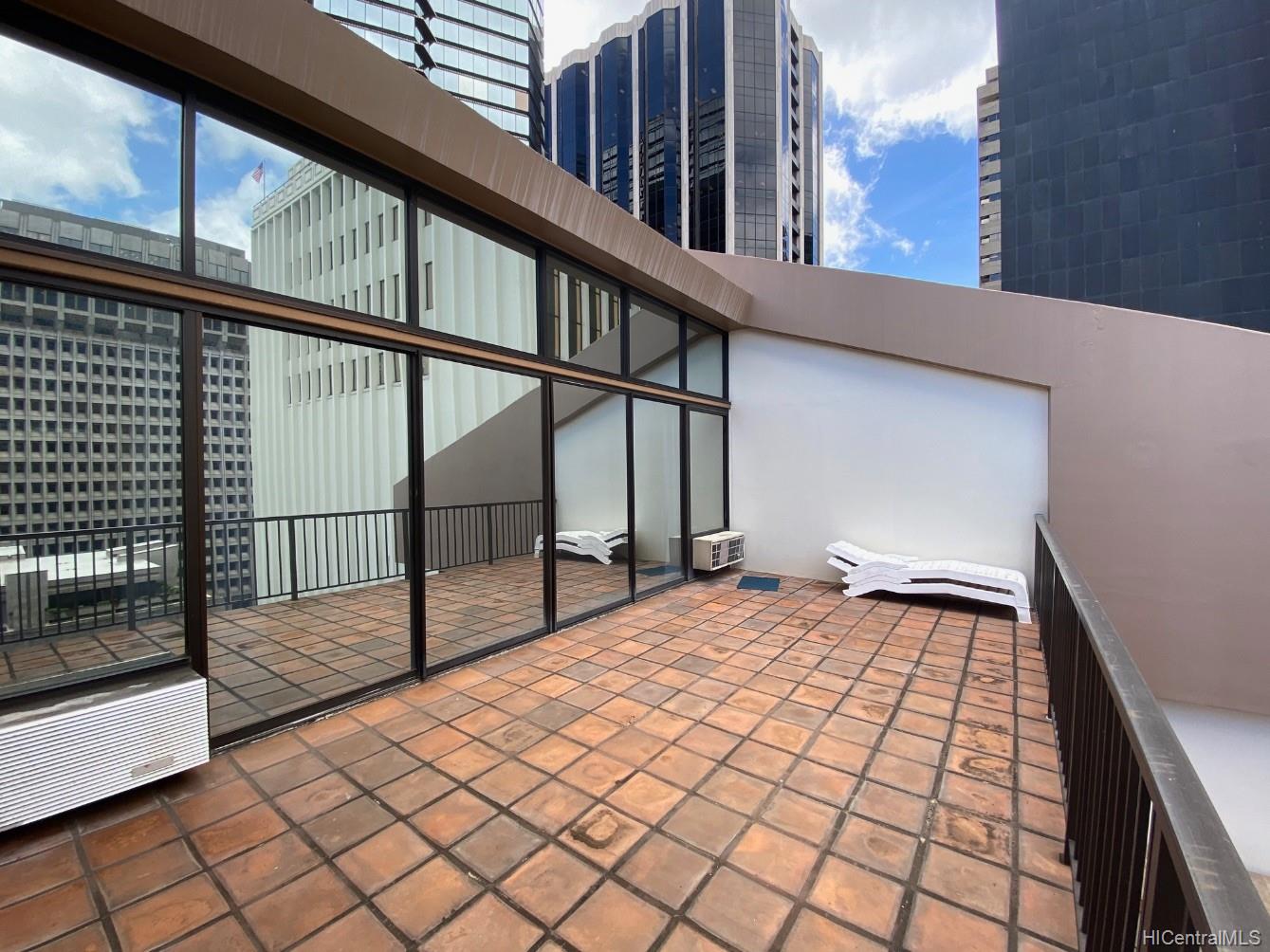 1088 Bishop Street #1223, Honolulu, HI 96813