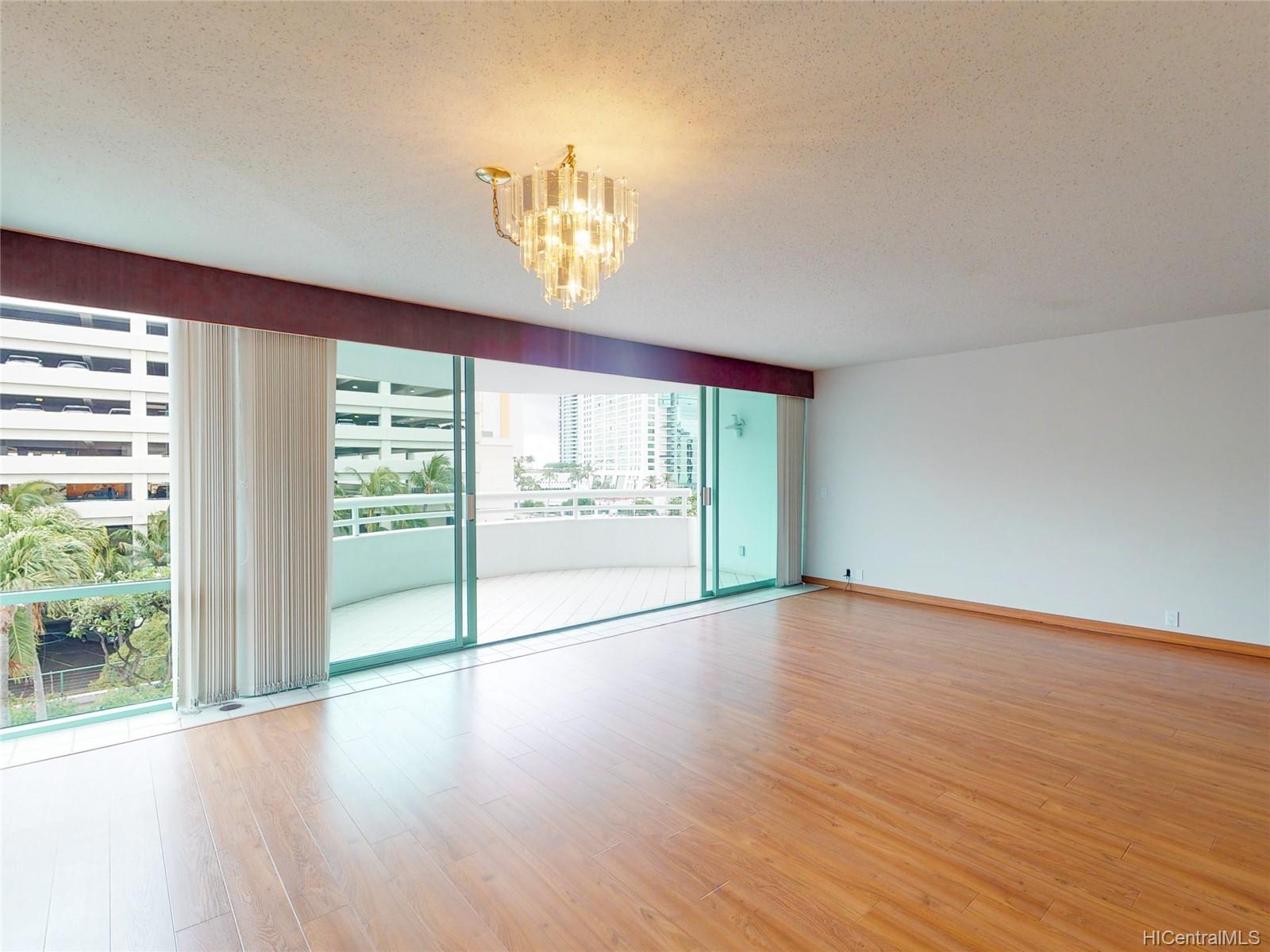 1341 Kapiolani Boulevard #7D, Honolulu, HI 96814