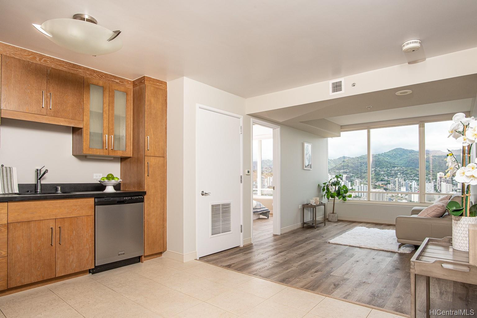 1009 Kapiolani Boulevard #3502, Honolulu, HI 96814