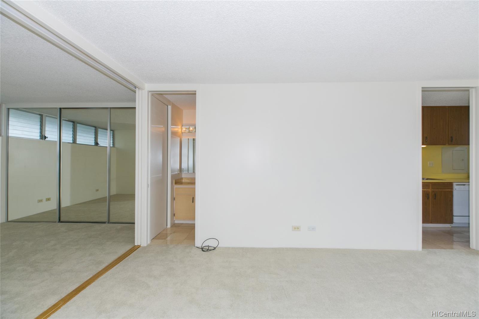 1556 Piikoi Street #1906, Honolulu, HI 96822