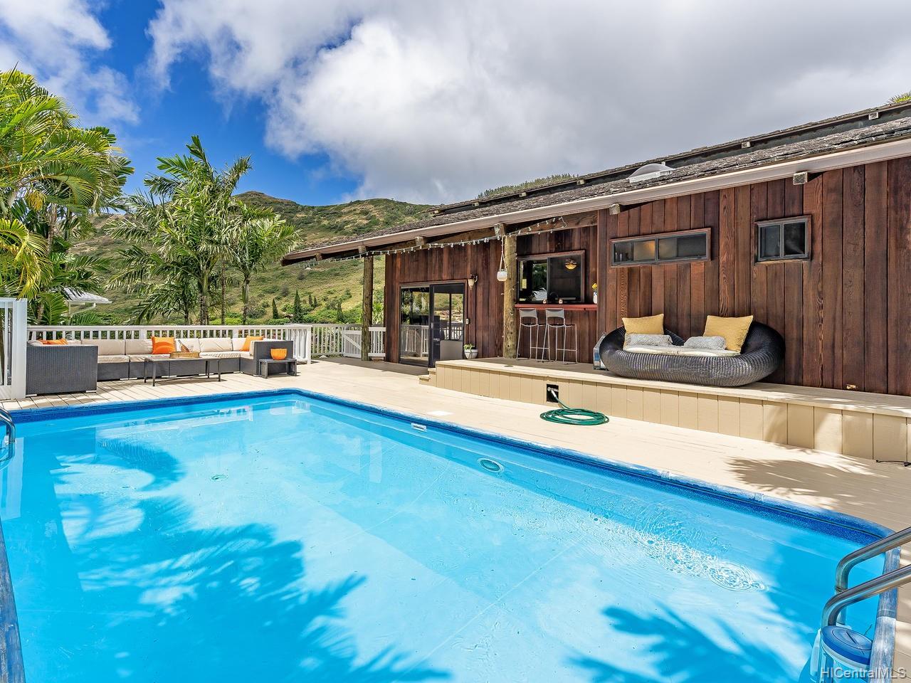 937 Hokulani Street Honolulu, HI 96825