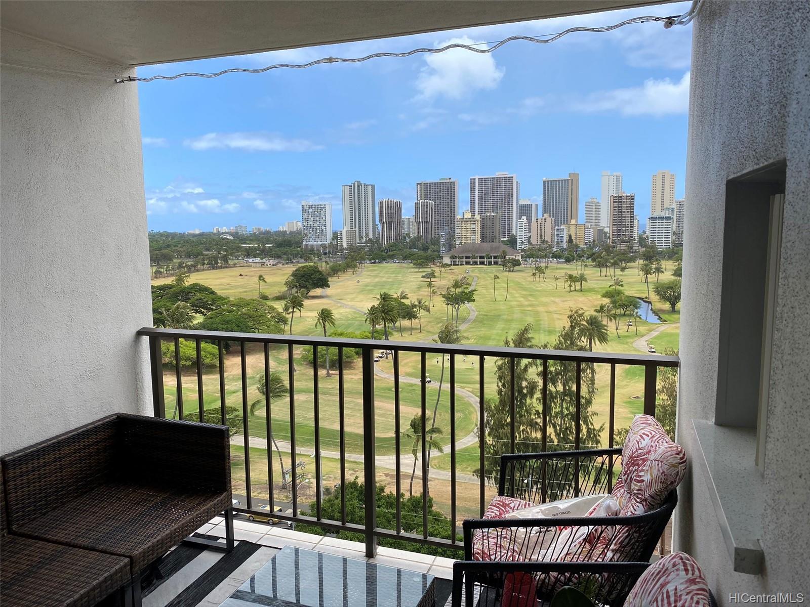 2916 Date Street #12B, Honolulu, HI 96816