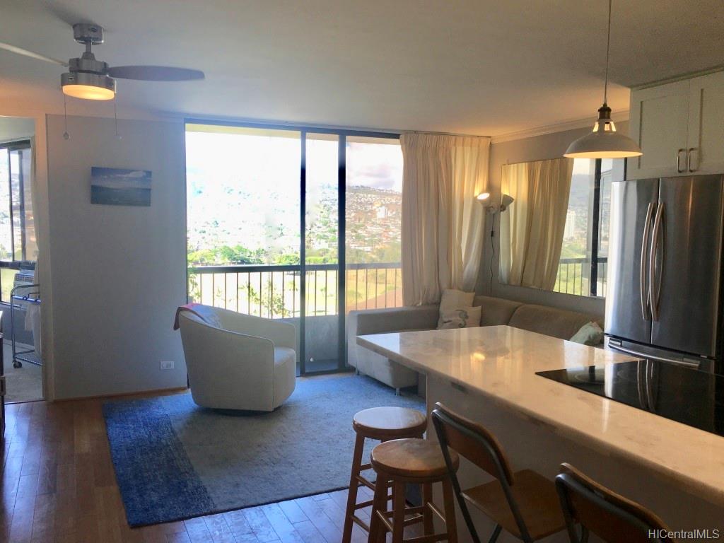 320 Liliuokalani Avenue #1604, Honolulu, HI 96815