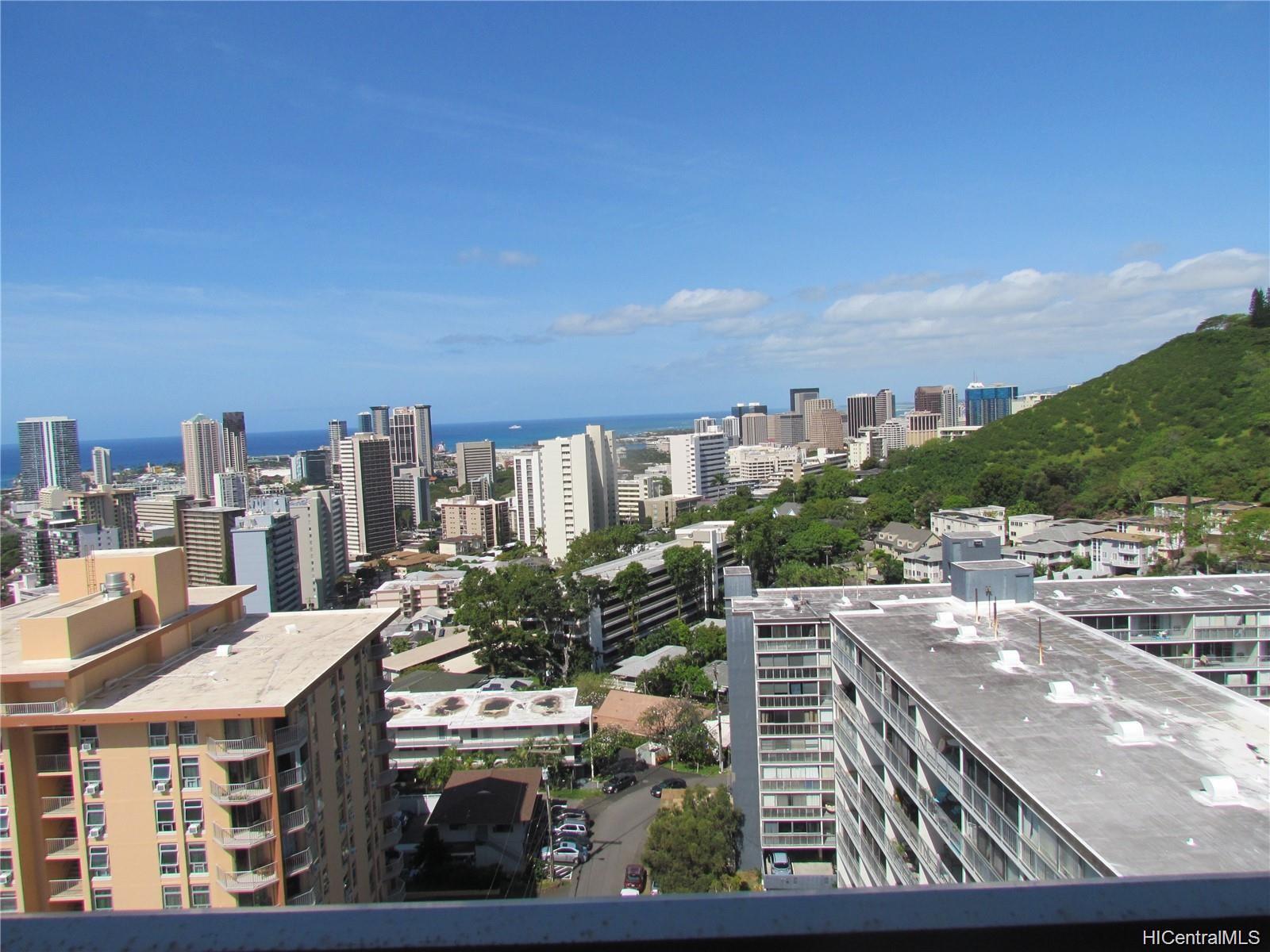 999 Wilder Avenue #1601, Honolulu, HI 96822