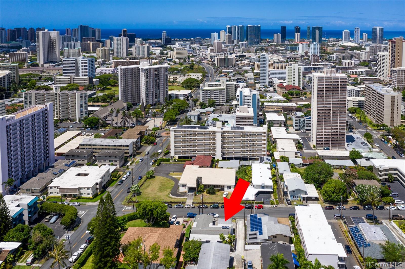 1338 Dominis Street Honolulu, HI 96822