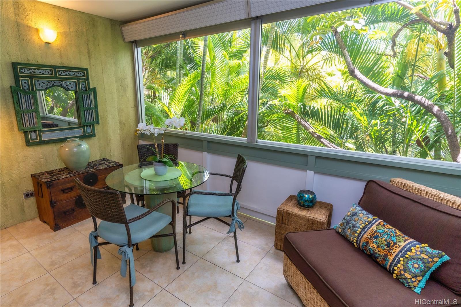 3055 Pualei Circle #A204, Honolulu, HI 96815