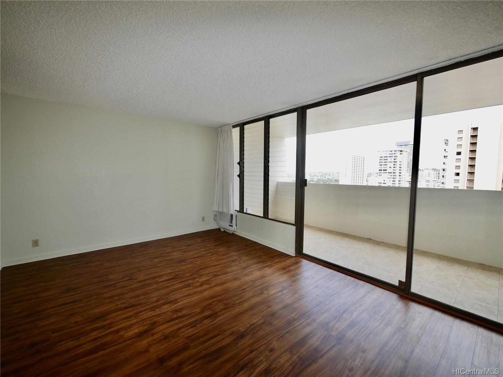 2092 Kuhio Avenue #2203, Honolulu, HI 96815