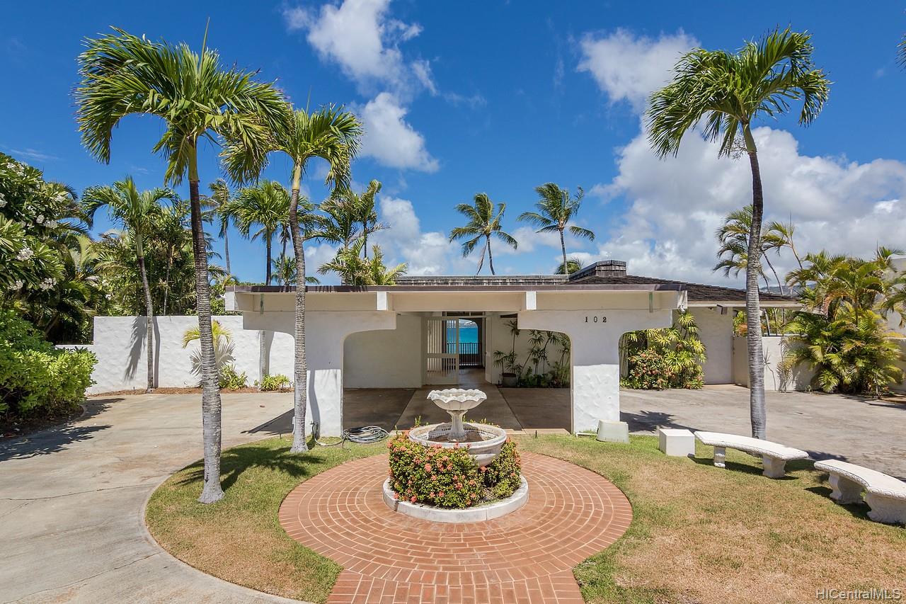 102 Hanapepe Loop Honolulu, HI 96825