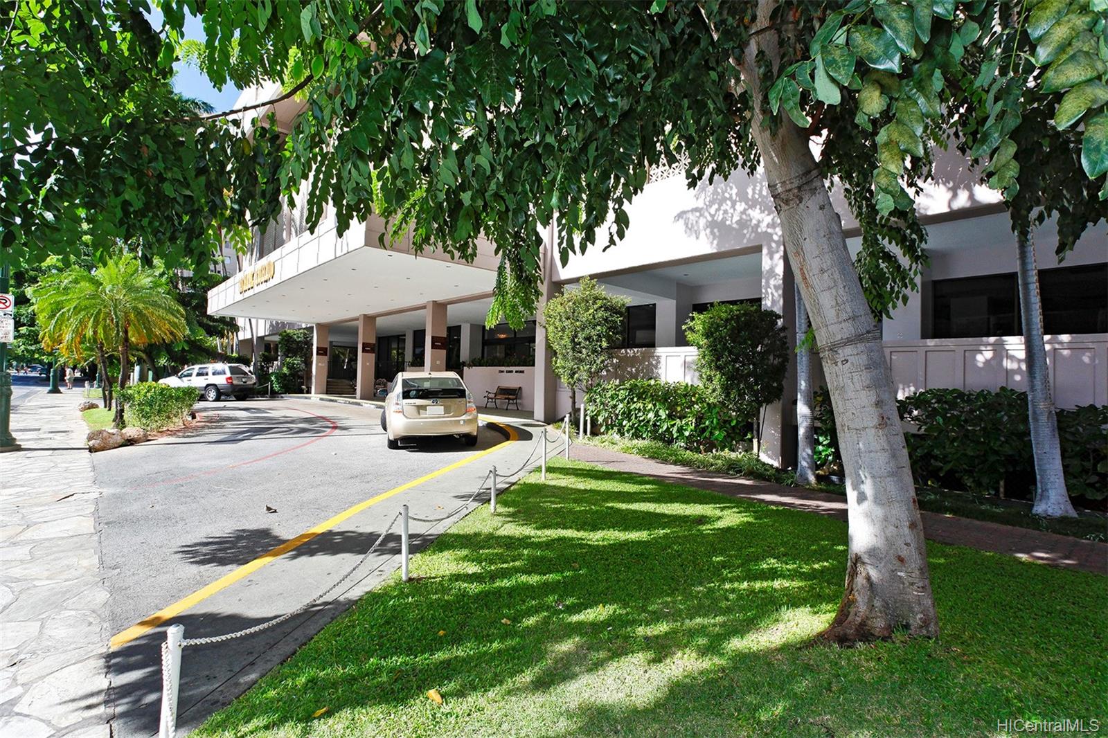 2240 Kuhio Avenue #3001, Honolulu, HI 96815