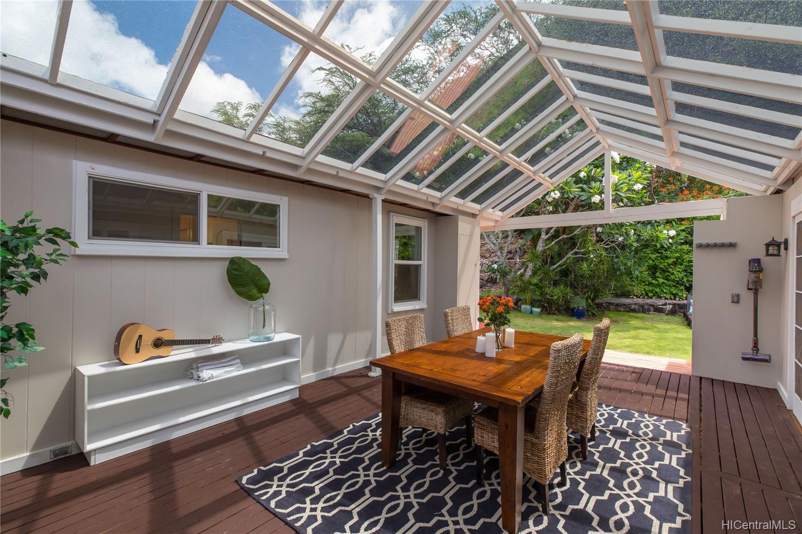 475 Lawelawe Street Honolulu, HI 96821