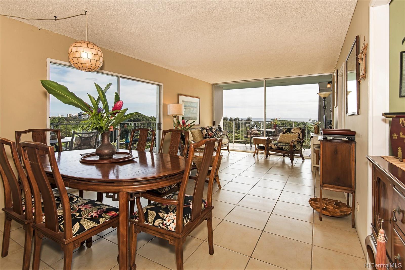 204 Kapahulu Avenue #701, Honolulu, HI 96815