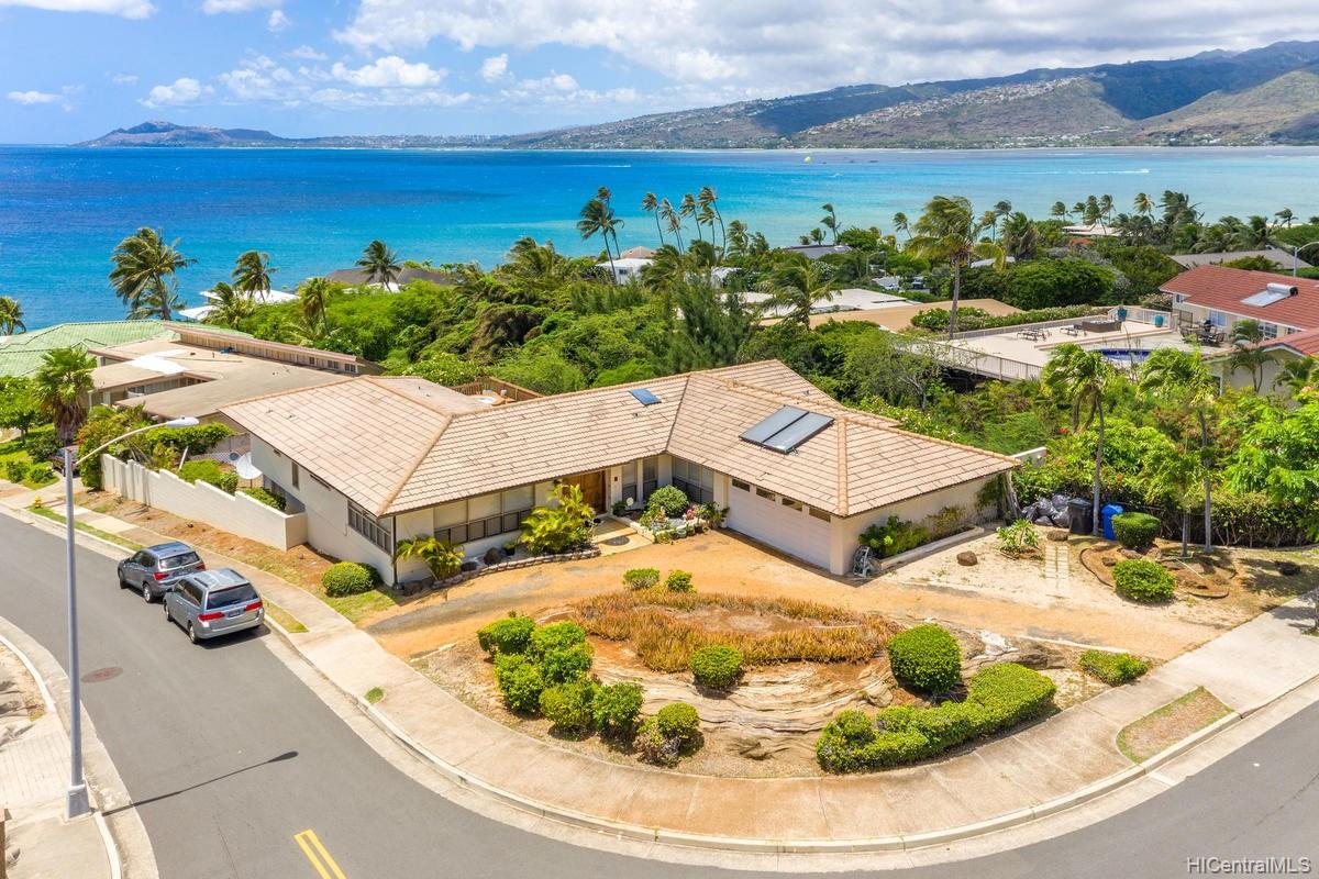 28 Poipu Drive Honolulu, HI 96825