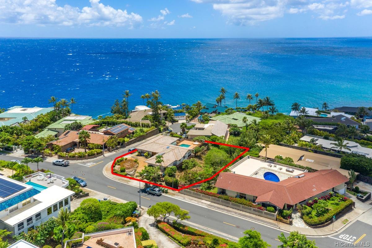 28 Poipu Drive Honolulu, HI 96825