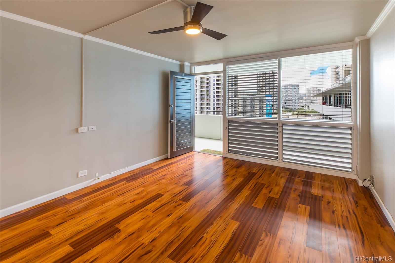 425 Ena Road #PH-2C, Honolulu, HI 96815