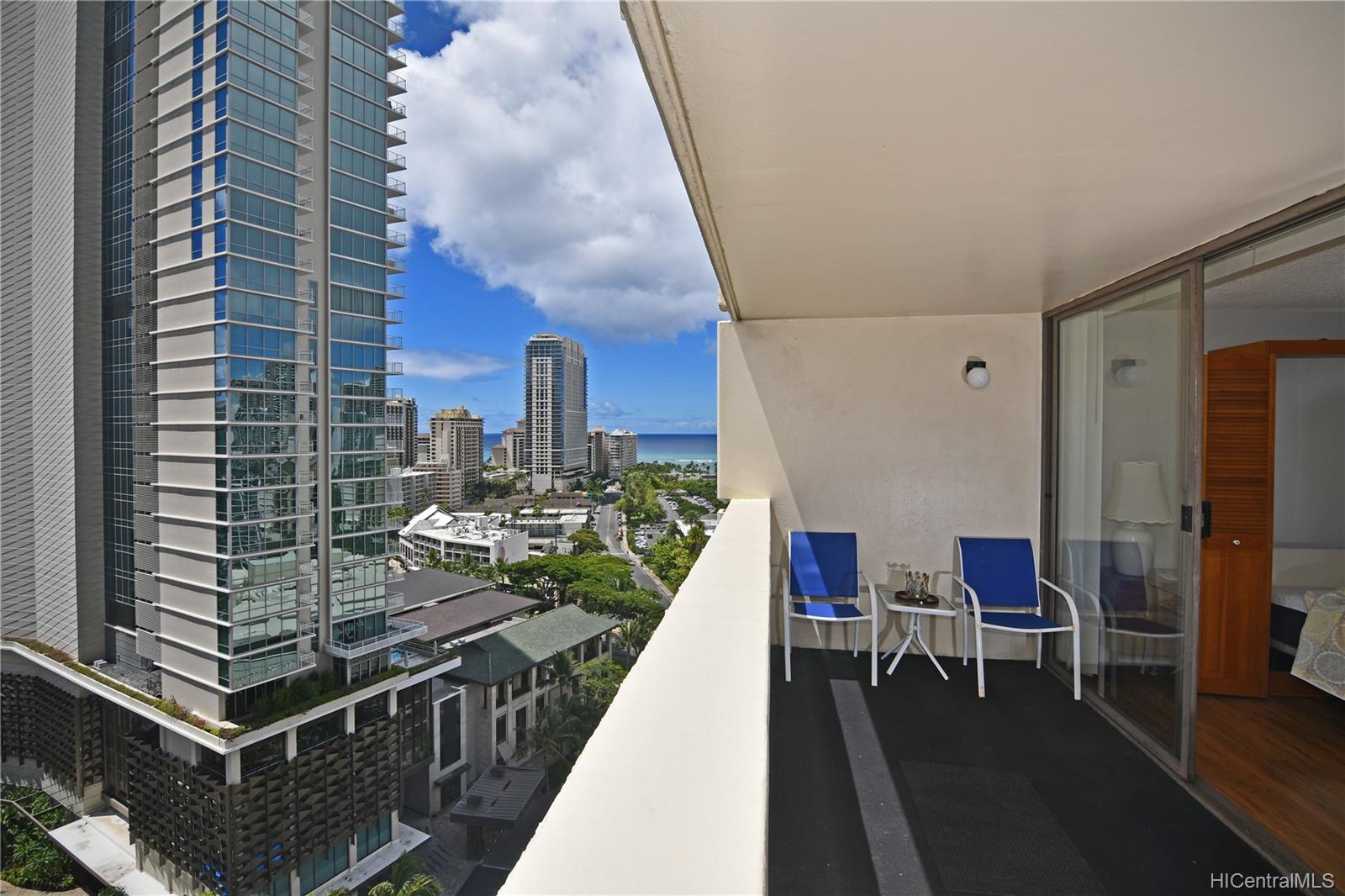 2092 Kuhio Avenue #2001, Honolulu, HI 96815