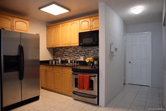 1414 Alexander Street #301, Honolulu, HI 96822