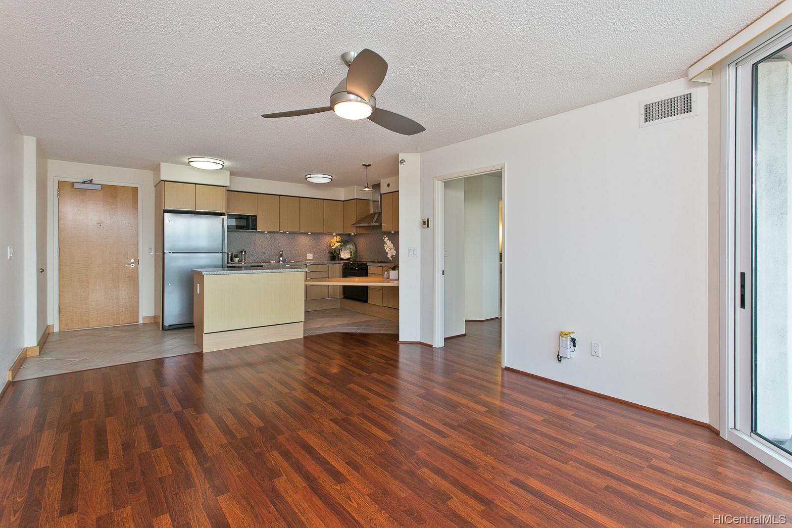 801 King Street #1506, Honolulu, HI 96813