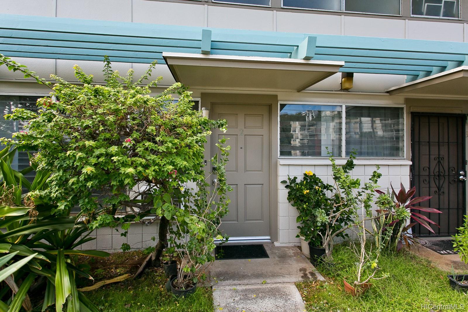 Waialae Gardens 1460-2 Hunakai Street #92, Honolulu, HI 96816