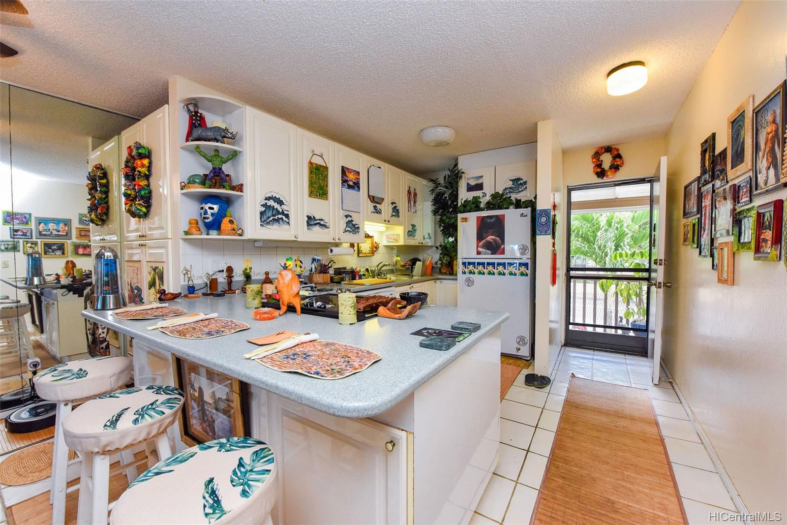 291 Kawaihae Street #224, Honolulu, HI 96825