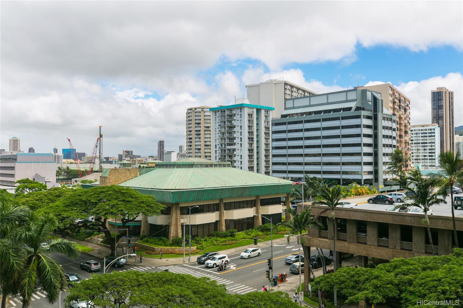 1617 Kapiolani Boulevard #702, Honolulu, HI 96814