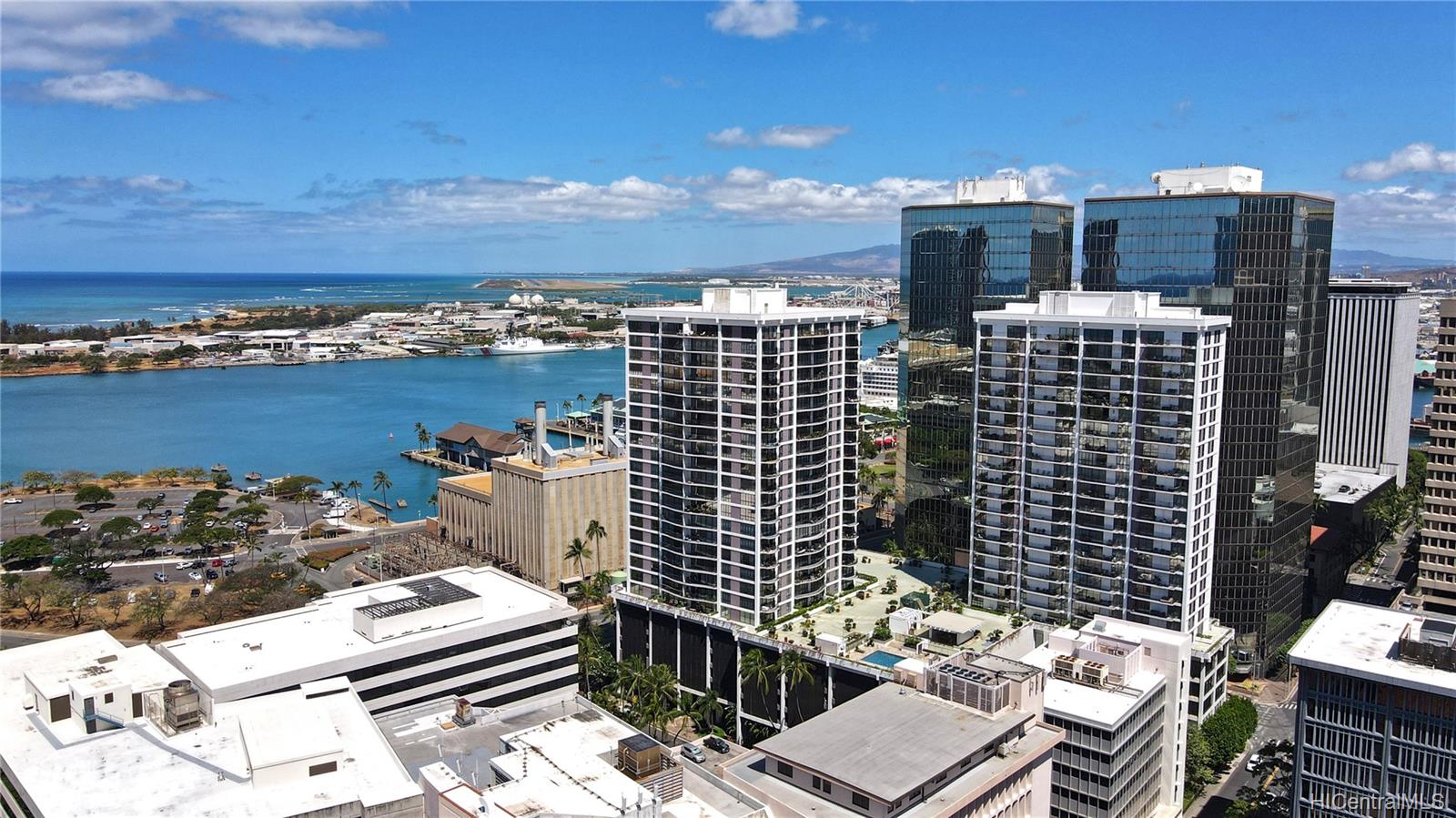 225 Queen Street #8B, Honolulu, HI 96813