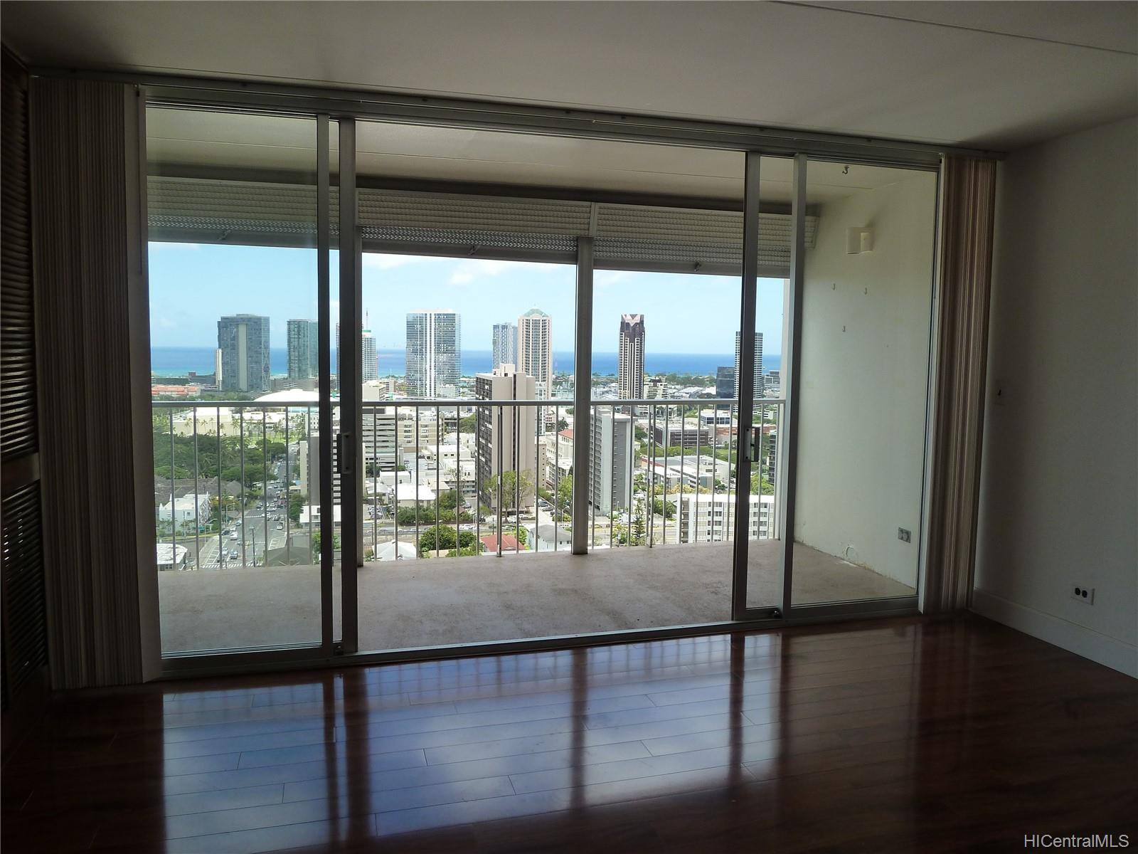 1520 Ward Avenue #1303, Honolulu, HI 96822