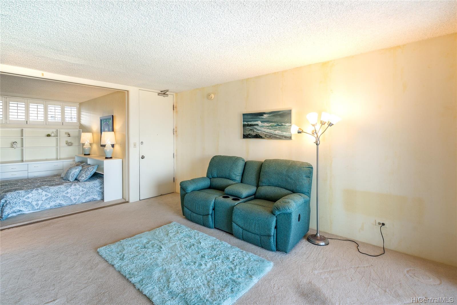 1556 Piikoi Street #1803, Honolulu, HI 96822