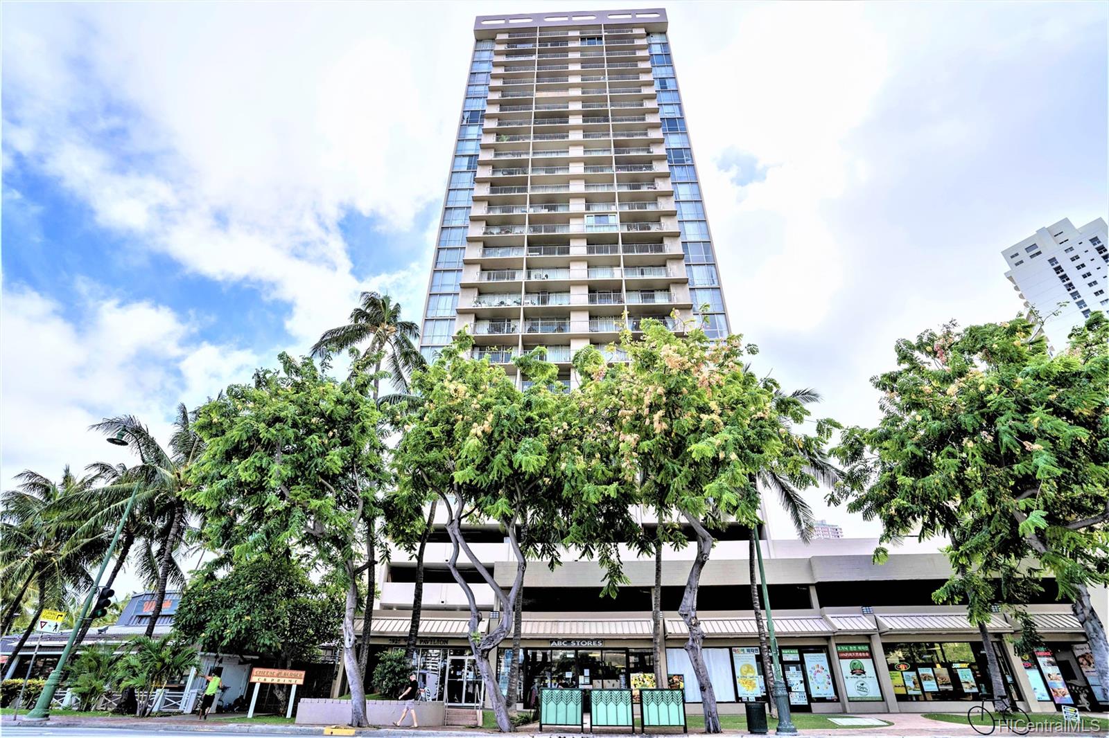 1925 Kalakaua Avenue #2303, Honolulu, HI 96815