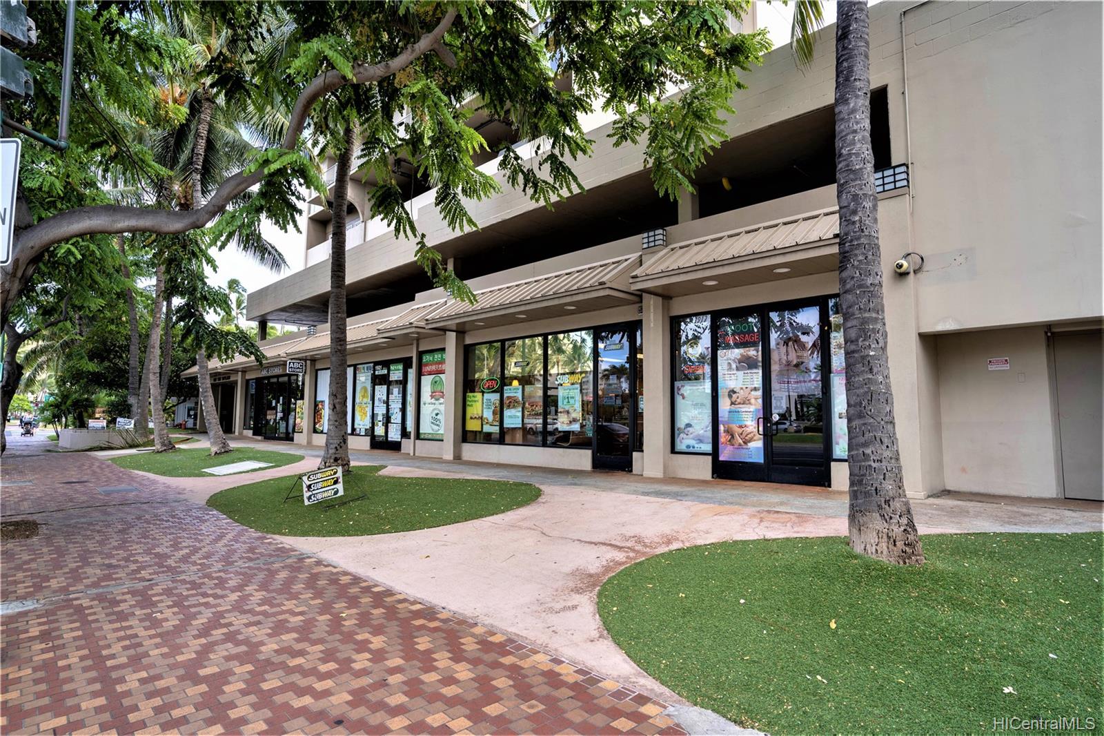 1925 Kalakaua Avenue #2303, Honolulu, HI 96815