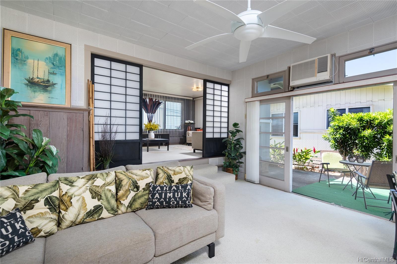 942 Pilialo Street Honolulu, HI 96816