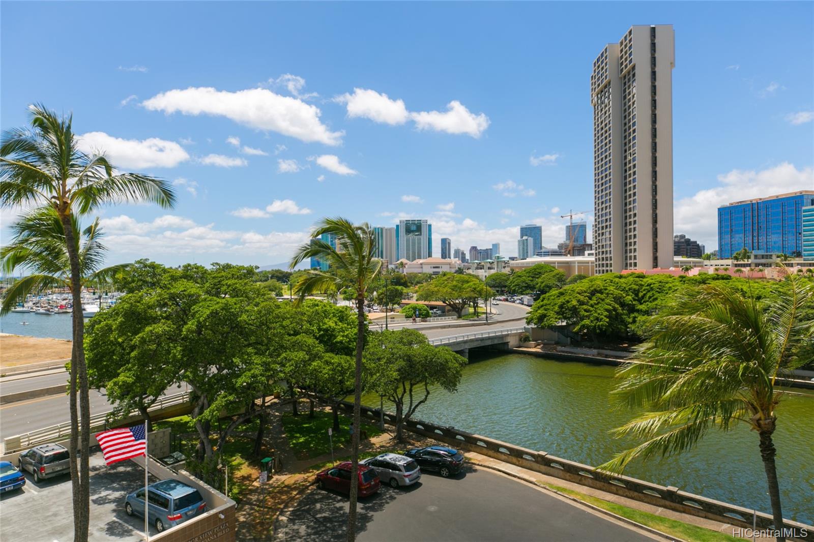 1676 Ala Moana Boulevard #409, Honolulu, HI 96815