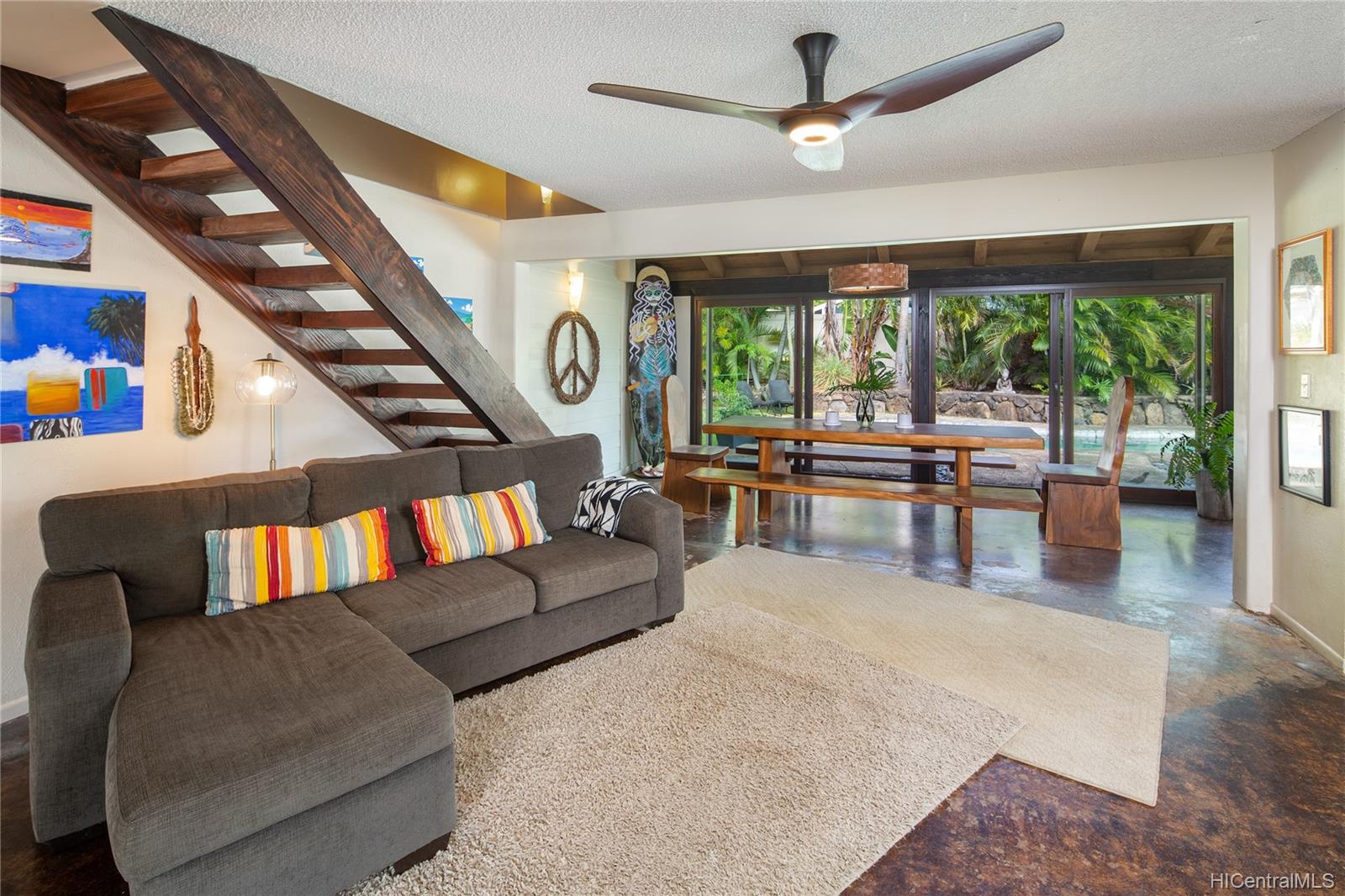 669 Kalanipuu Street Honolulu, HI 96825