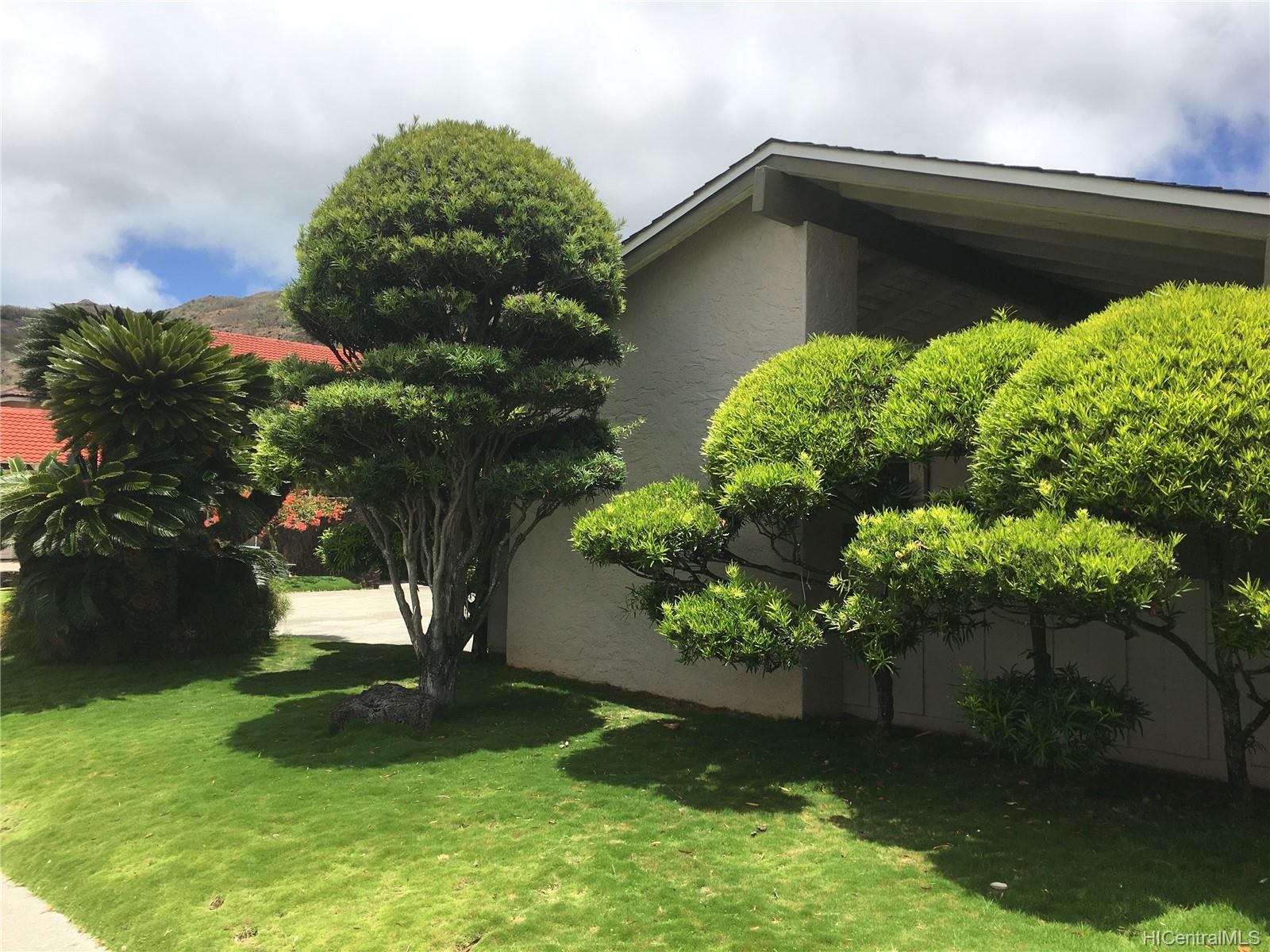 6844 Niumalu Loop Honolulu, HI 96825