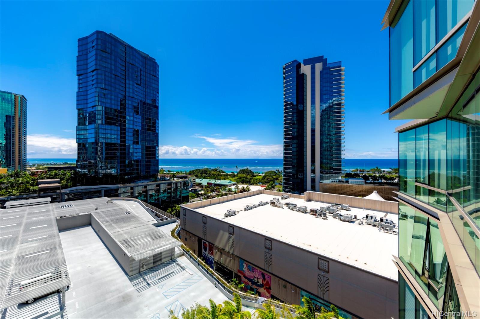 1001 Queen Street #1204, Honolulu, HI 96814