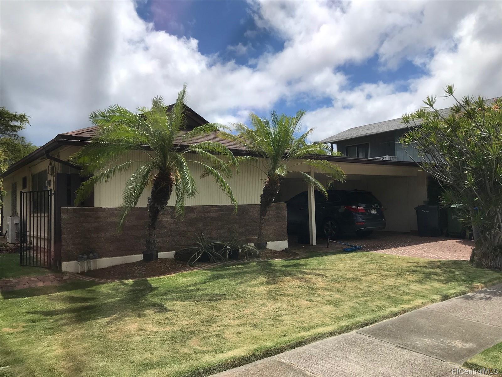 7211 Kipu Place Honolulu, HI 96825