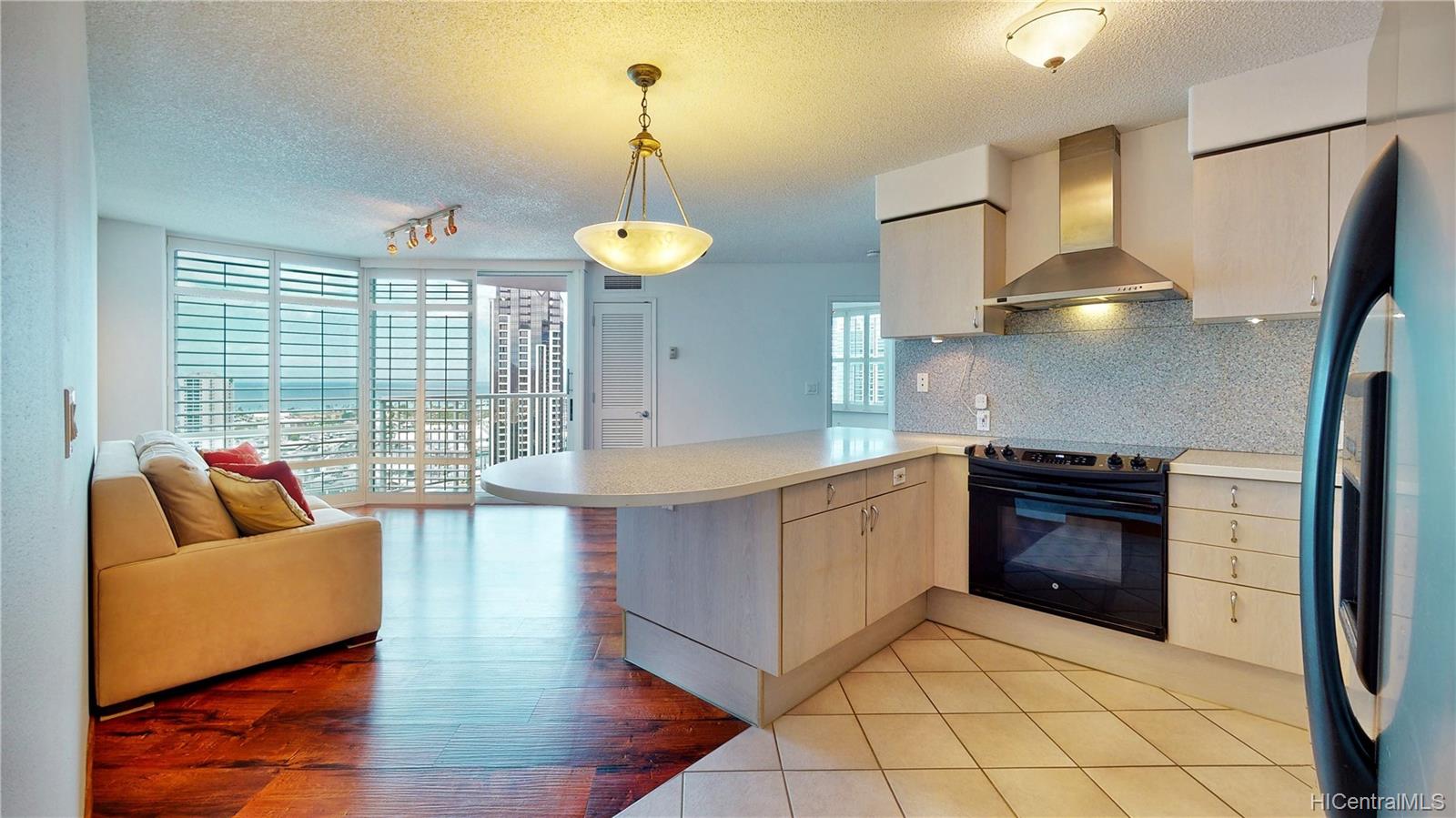 801 King Street #3004, Honolulu, HI 96813