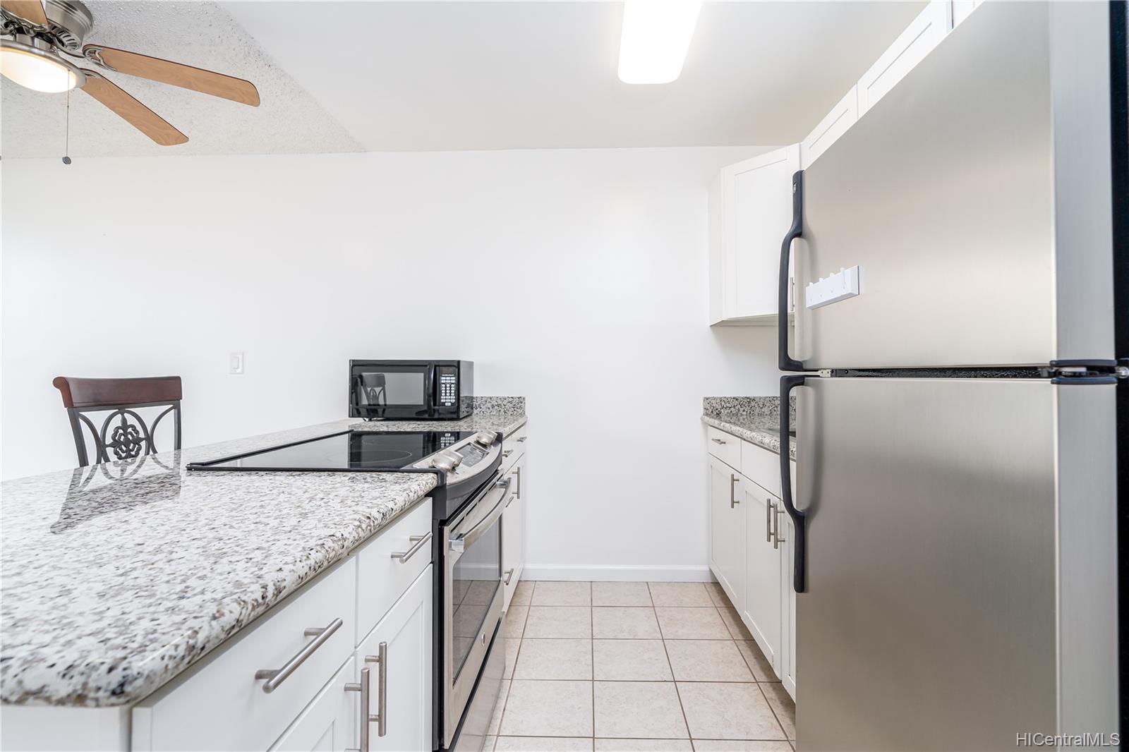 1414 Alexander Street #201, Honolulu, HI 96822