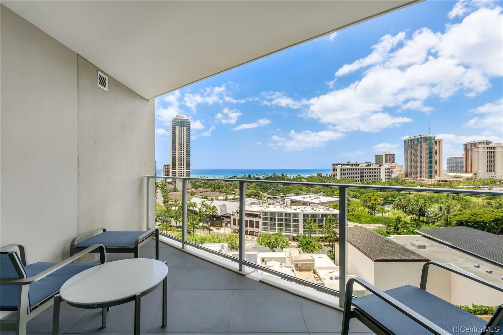 2139 Kuhio Street #1408, Honolulu, HI 96815